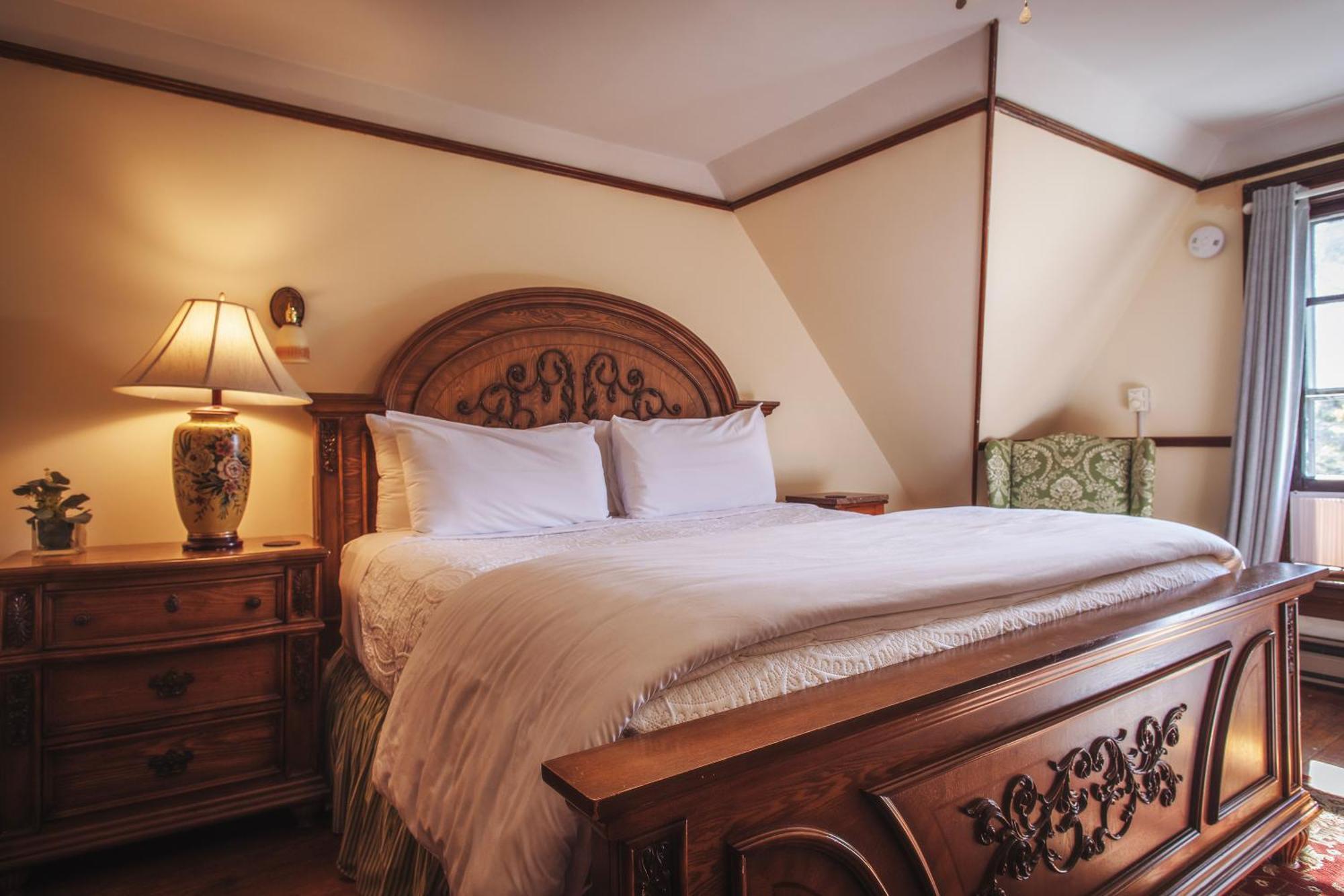 Cedar Crest Inn Эшвилл Экстерьер фото