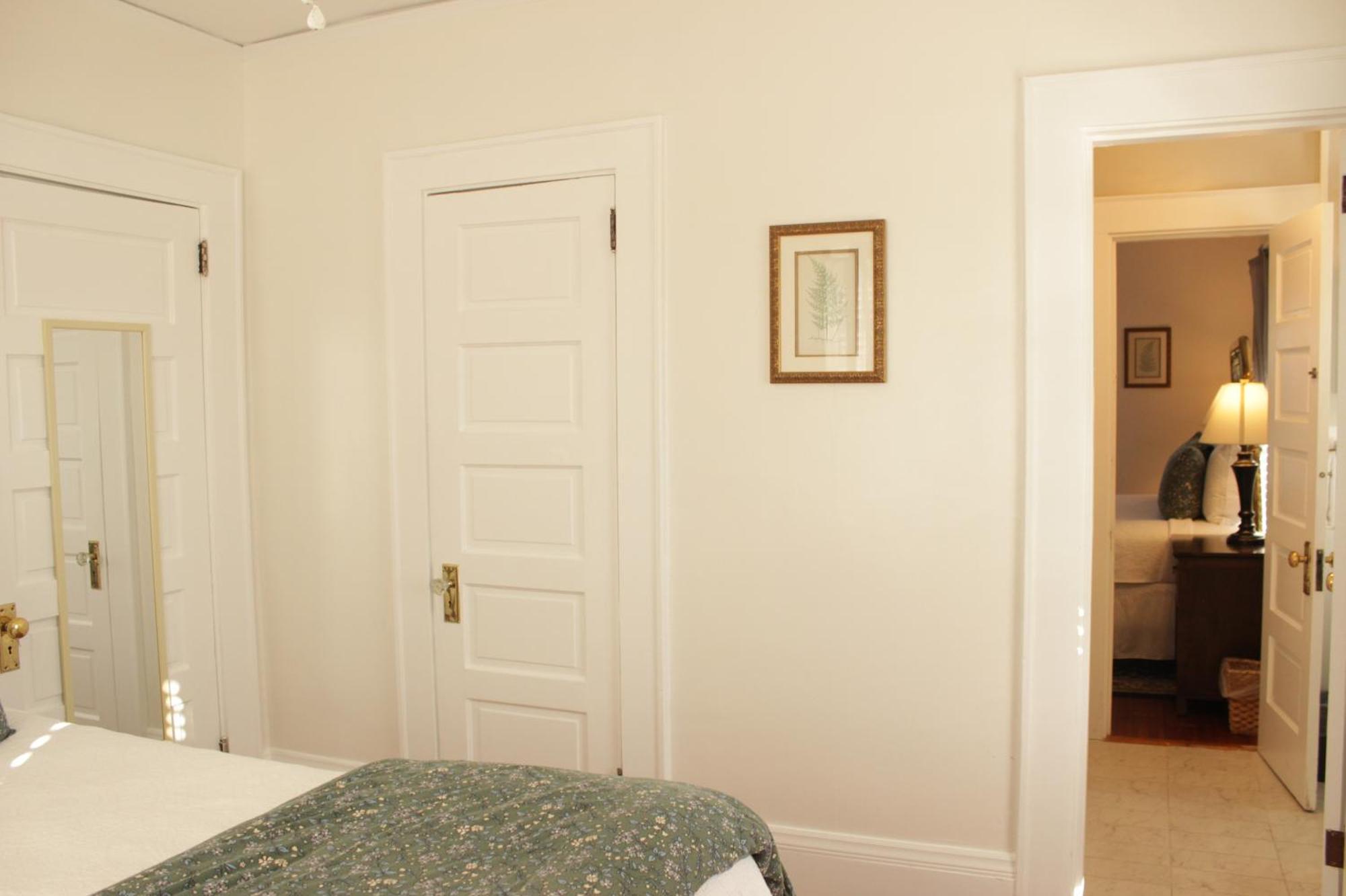 Cedar Crest Inn Эшвилл Экстерьер фото