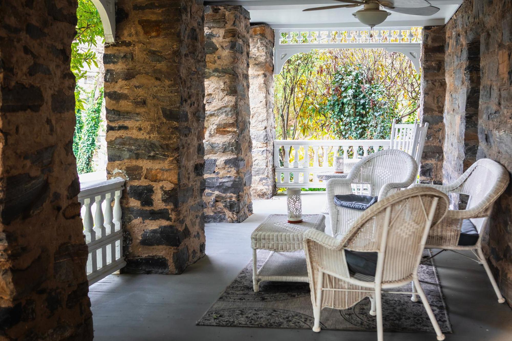 Cedar Crest Inn Эшвилл Экстерьер фото
