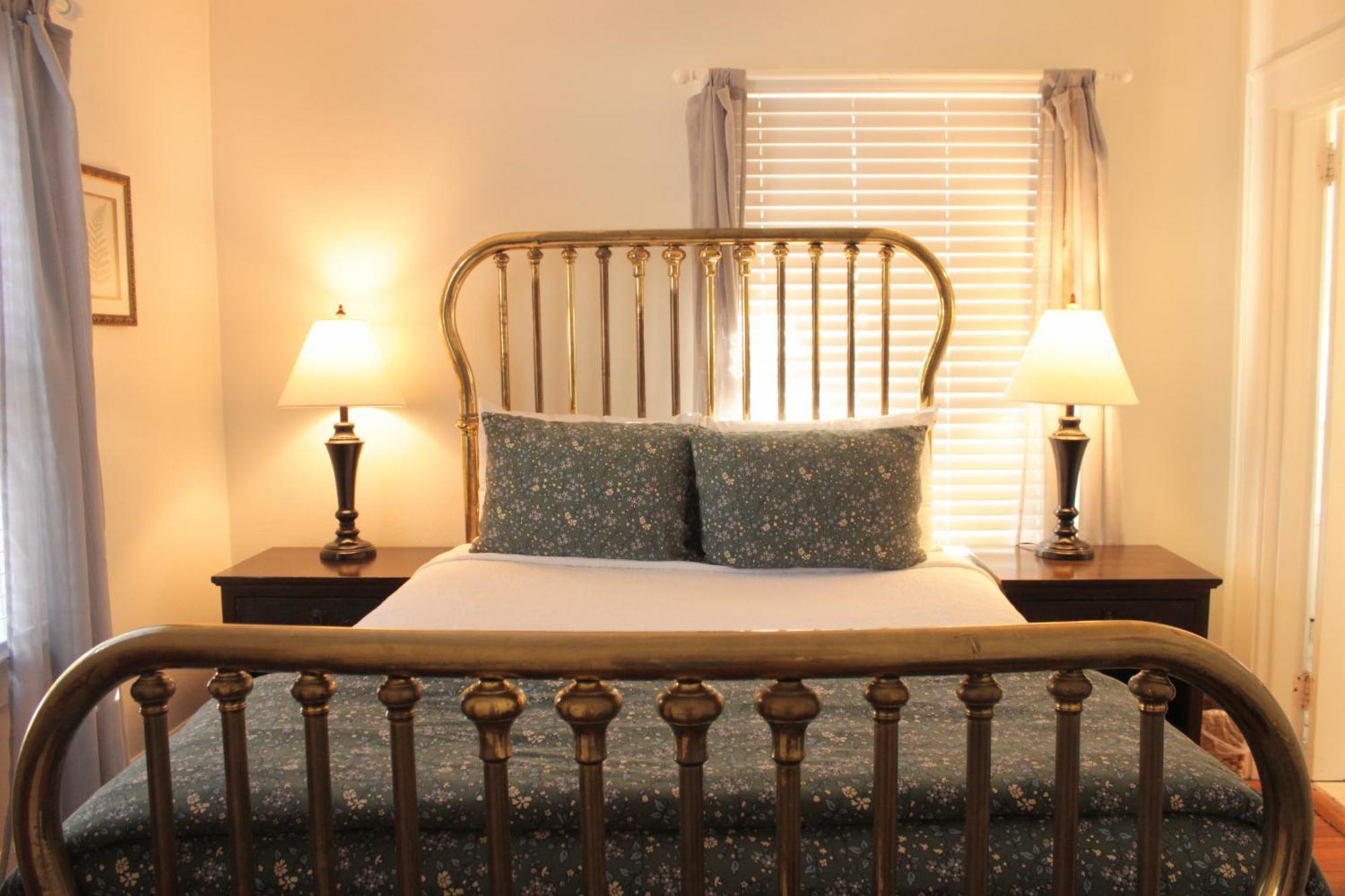 Cedar Crest Inn Эшвилл Экстерьер фото