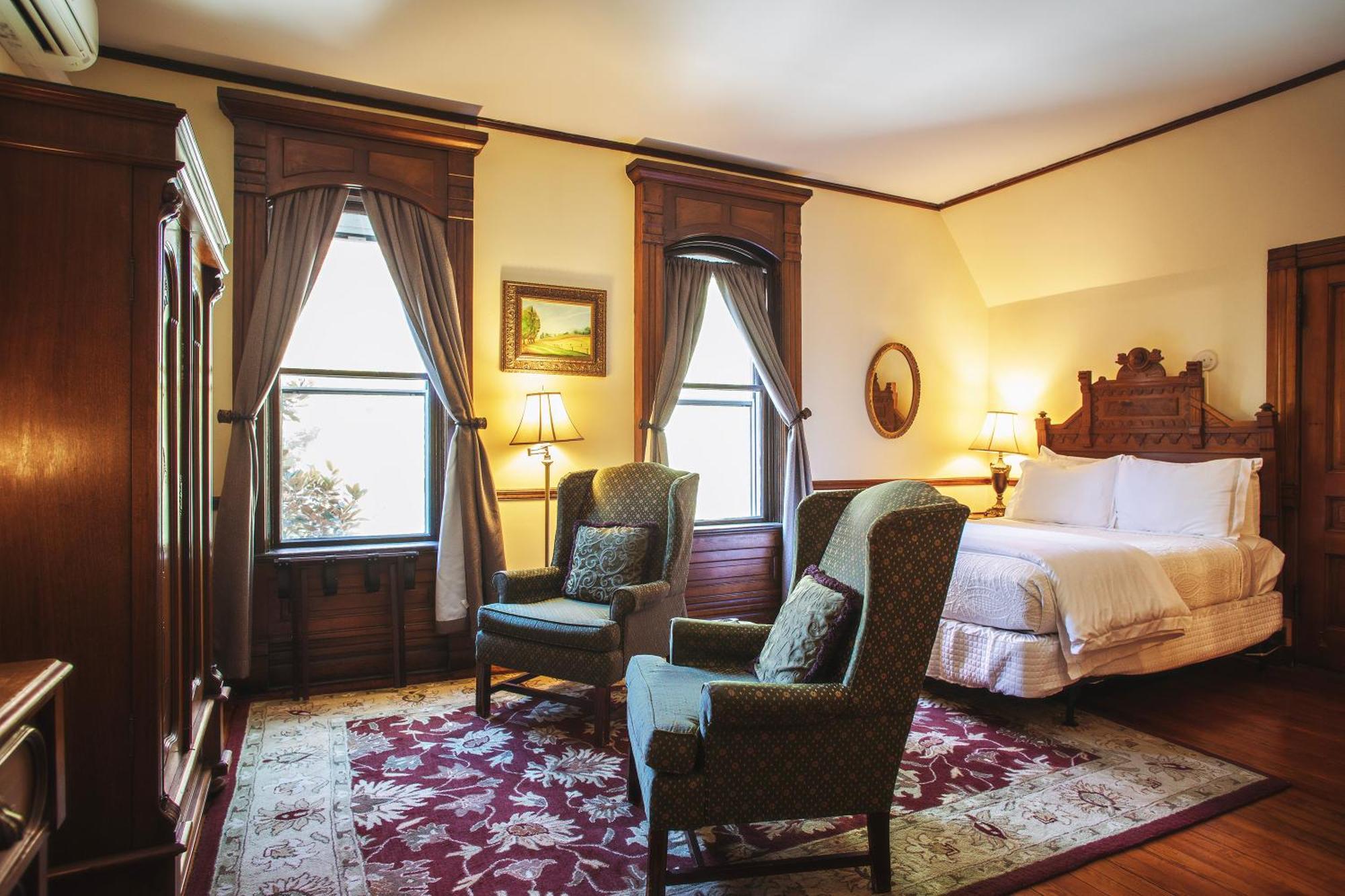 Cedar Crest Inn Эшвилл Экстерьер фото