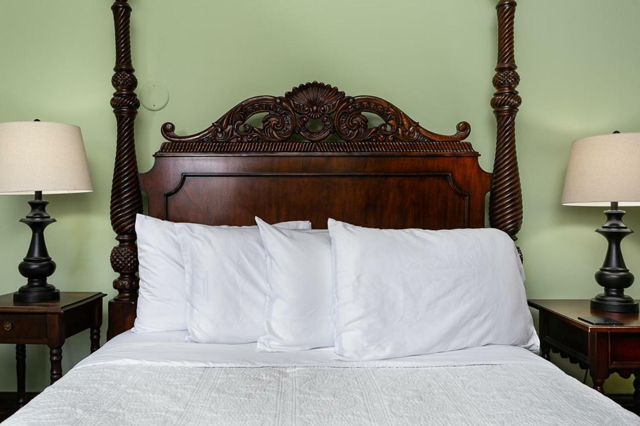 Cedar Crest Inn Эшвилл Экстерьер фото