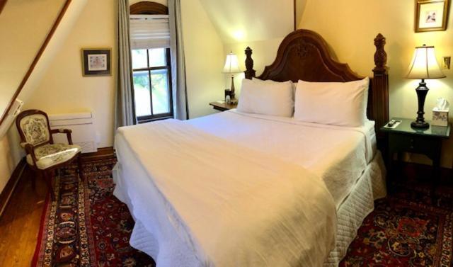 Cedar Crest Inn Эшвилл Экстерьер фото